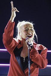 Aguilera performing at the Pepsi Center in Denver Liberation Tour (45997616942) (cropped 2).jpg
