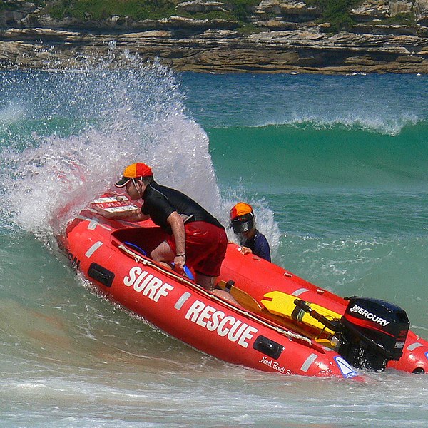 File:Lifeguard Australia (Spud Murphy - flickr).jpg