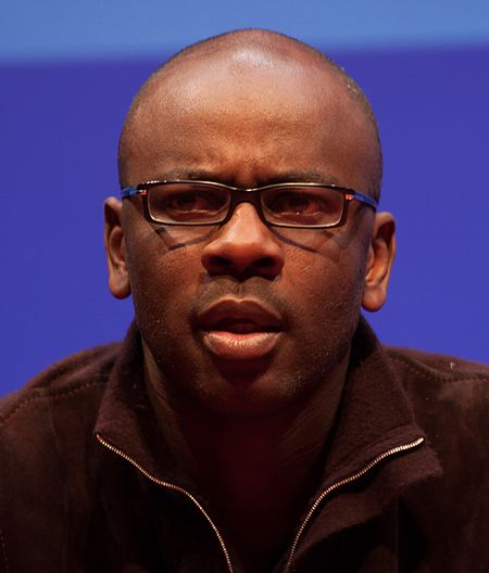 Tập_tin:Lilian_Thuram_-_Février_2013.jpg