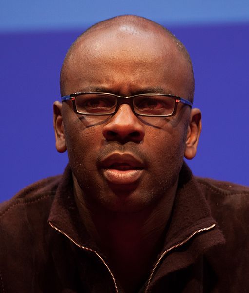 File:Lilian Thuram - Février 2013.jpg