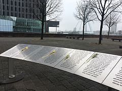 Loodsin muistomerkki Rotterdam 45.jpg