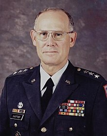 Letnan Jenderal Wilson A. Shoffner, Sr. (panjang penuh).jpg