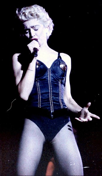 For the performance of "Open Your Heart" on 1987's Who's That Girl World Tour, Madonna donned the same bustier from the song's music video.