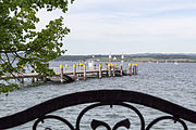 English: The Island of Mainau. A pier. Deutsch: Die Insel Mainau. Eine Anlegestelle.