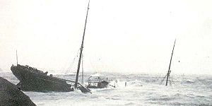 THe Maori as she was sinking in 1909