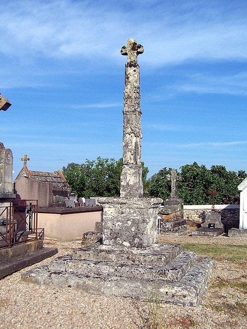 Photo - Croix de cimetière, en pierre
