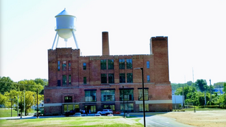 Menlo Park Academy's current building. Menlo Park Academy.png