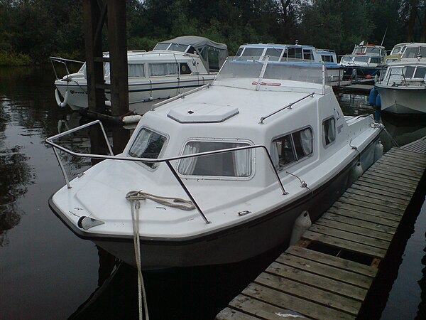 A Microplus 561 on the River Ouse near York, UK Microplus 561.jpg