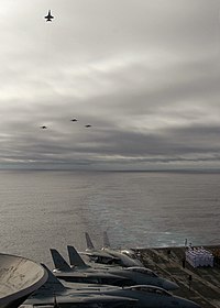 https://upload.wikimedia.org/wikipedia/commons/thumb/2/24/Missing_Man_Flyover_formation.jpg/200px-Missing_Man_Flyover_formation.jpg