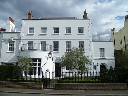 Monkenholt, Hadley Green Road