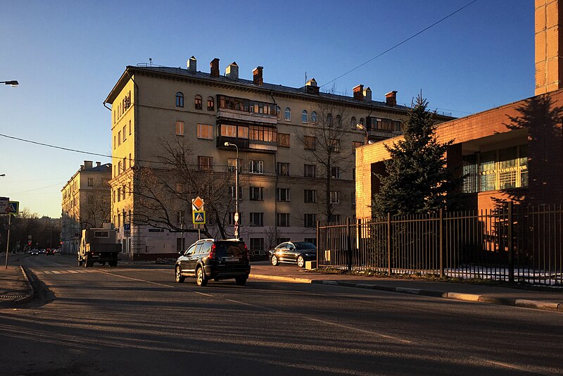 File:Moscow, Melnikova Street and 2nd Dubrovskaya Street (31763017336).jpg