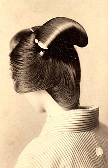 銀杏返しや桃割れに使う横毛1本日本髪　かもじ　9本　島田　丸髷　日本髪は一通りできます。