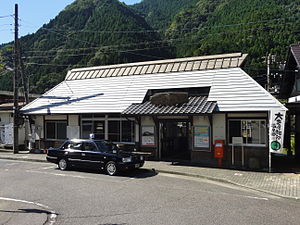 Oboke Station 20110906.jpg