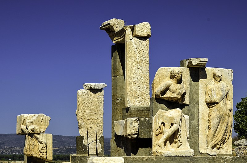 File:Ottoman Empire Ruins in Capadoccia, Turkey.jpg