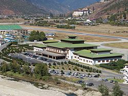 Paro den 1-57 (8202276889) .jpg