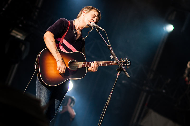 File:Pete Doherty @ Fête de l'Humanité 2012 (8000780027).jpg