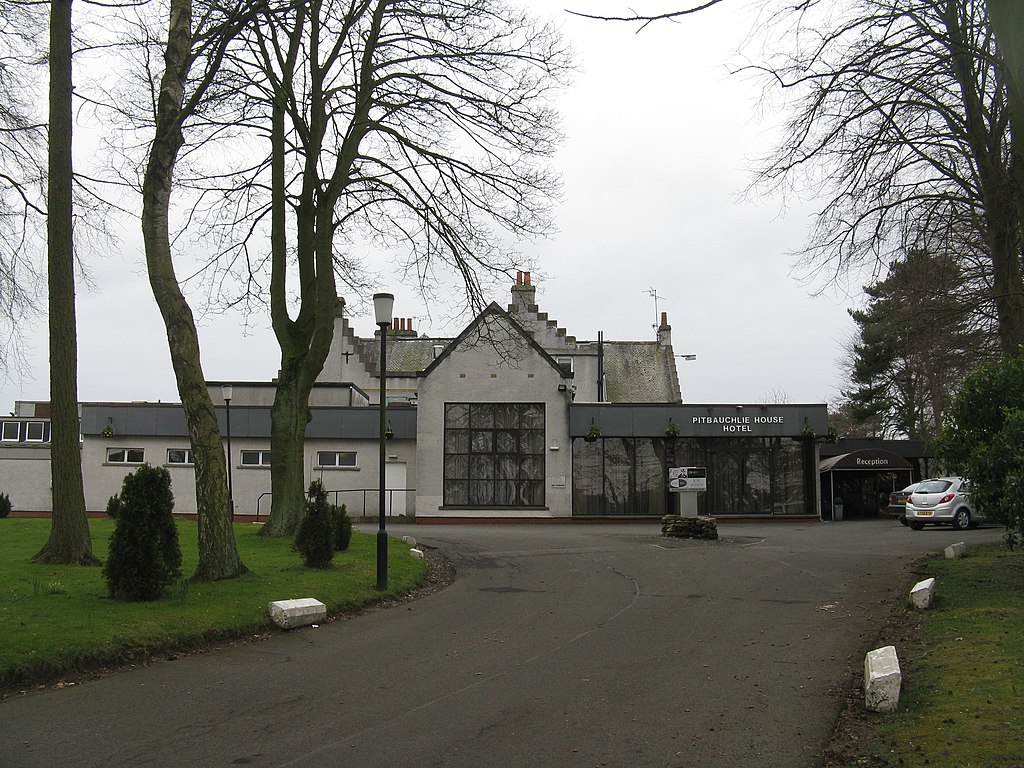 Small picture of Pitbauchlie House Hotel courtesy of Wikimedia Commons contributors