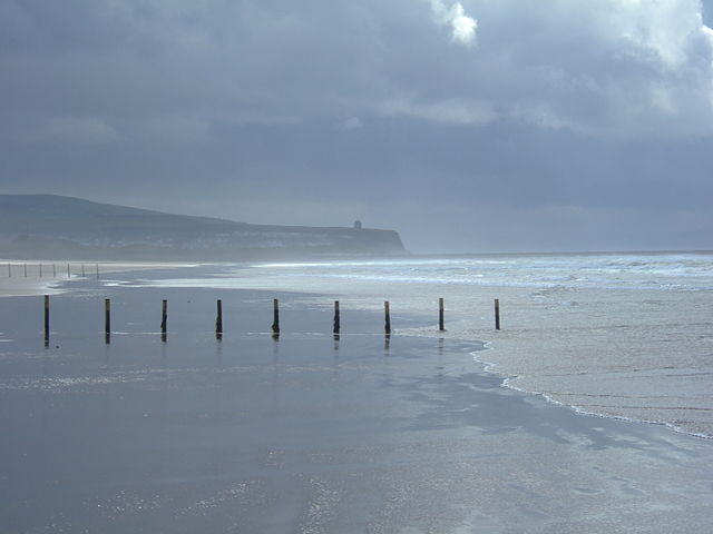The Strand, looking west to the Barmouth and Mussenden Temple beyond.