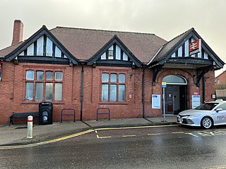 <span class="mw-page-title-main">Poulton-le-Fylde railway station</span> Railway station in Lancashire, England