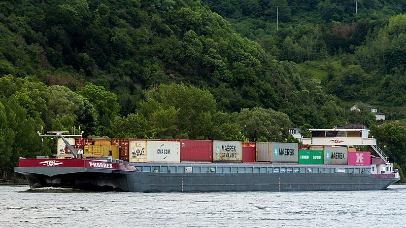 File:Progress ENI 02330688 on the Rhine near Remagen-9848.jpg