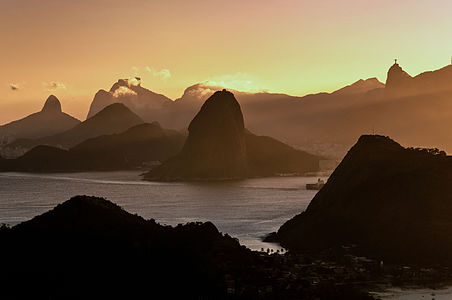 All of those beautiful mountains of Rio de Janeiro, seen from Parque da Cidade in Niterói during warm sunset.