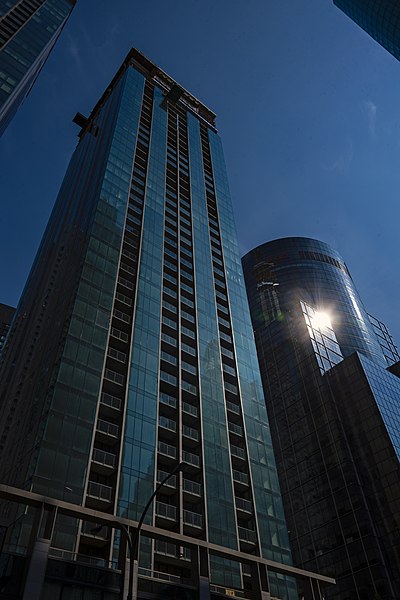 File:Rocabella de la Montagne tower and E-Commerce Place, Montreal.jpg