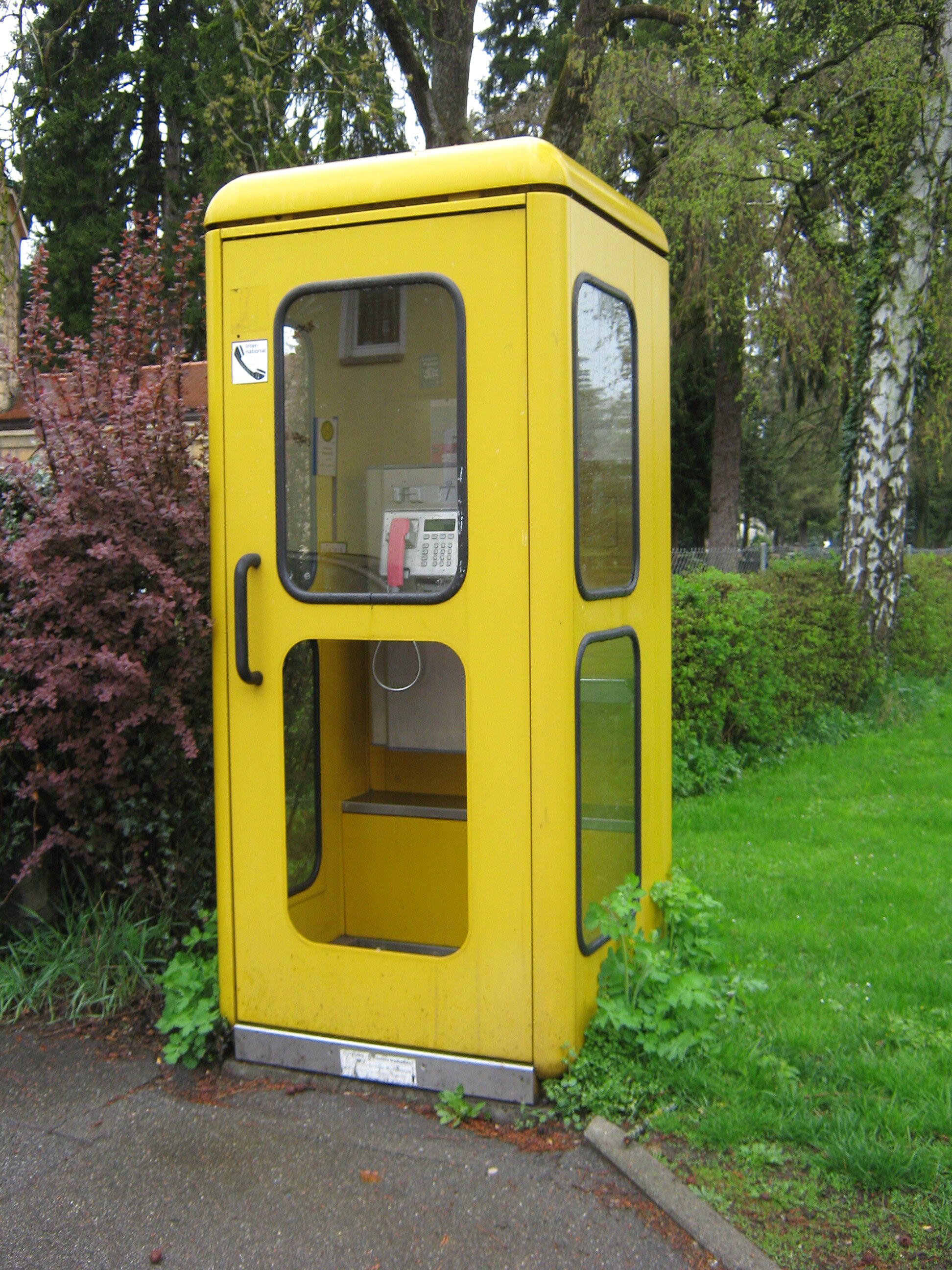 Datei:Rottweil, gelbe Telefonzelle.JPG – Wikipedia