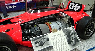 La STP Oil Treatement Special, de 1967, voiture de course à turbine à gaz exposée au musée Indianapolis 500 Motor Speedway Hall of Fame.