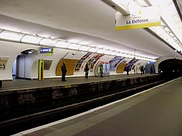 Saint-Paul LM métro 02.jpg