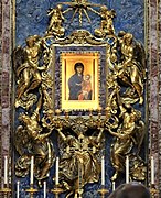 Icono de "Salus Populi Romani" en el altar de la Capilla Paolina