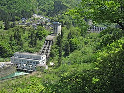 Soyama power station and Soyama Dam.jpg