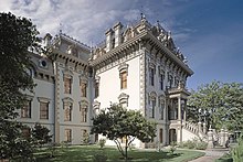 Stanford Mansion is the official reception center for the California government and one of the workplaces of the governor of California. Stanford Mansion (Sacramento, California).jpg