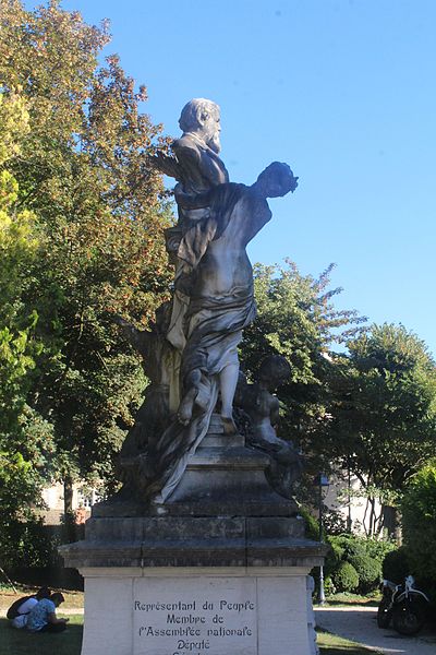 File:Statue Joigneaux Beaune 10.jpg