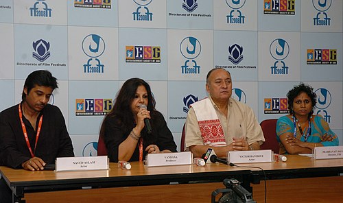 La productora de la película inglesa “CHAURASTA”, la Sra. Vandana dirigiéndose a la prensa, durante el 39 ° Festival Internacional de Cine (IFFI-2008), en Panaji, Goa, el 26 de noviembre de 2008.jpg