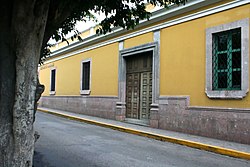 The library in Tegucigalpa (523608127).jpg