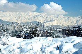 Vista di Tochal da Teheran.