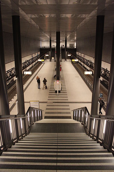File:U-Bahn 55 Berlin HBF.JPG