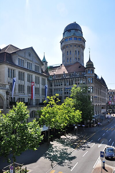 File:Urania Sternwarte Zürich - Uraniastrasse - Lindenhofstrasse 2011-08-01 15-43-22 ShiftN2.jpg