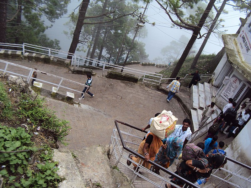 File:Vaishnodevi trail from Katra 68.JPG