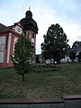 Čeština: Ulice ve Valči. Okres Karlovy Vary, Česká republika.