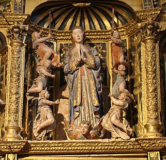 Gruppo dell'Assunzione.  Pala d'altare maggiore della chiesa di San Juan ad Arrabal de Portillo (Valladolid).