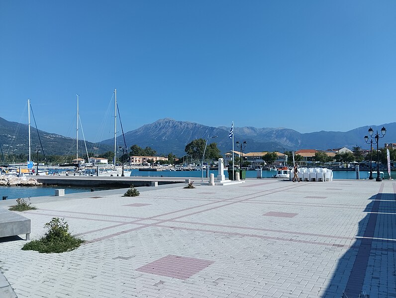 File:Vasiliki Lefkada Greece 2022.jpg