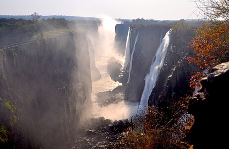 Victoria Falls 2012.jpg