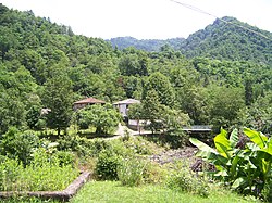 הכפר Achi.JPG