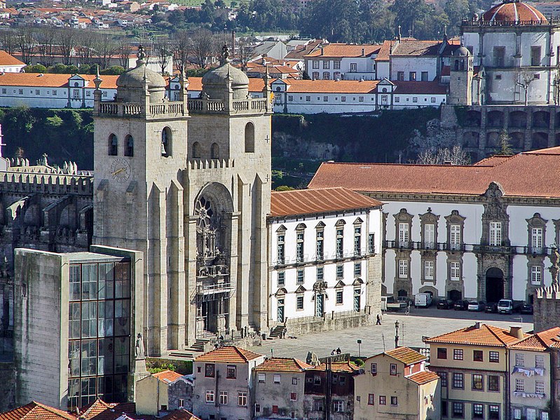 File:Vista para a Sé Catedral do Porta.jpg