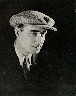 WP Frank Lloyd 1920.jpg