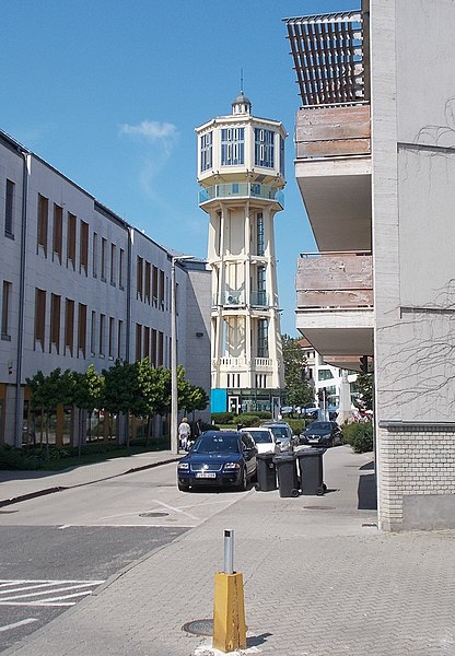 Fájl:Water tower, Kele utca felől nézve, 2019 Siófok.jpg