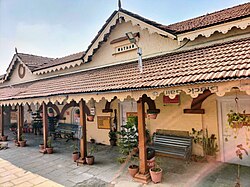 Wathar Railway Station.jpg