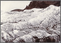 Þórsmörk. - Crevasses, Krossárjökull. (4558306317).jpg