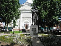 Monumento a Ciajkovskij (Klin).jpg